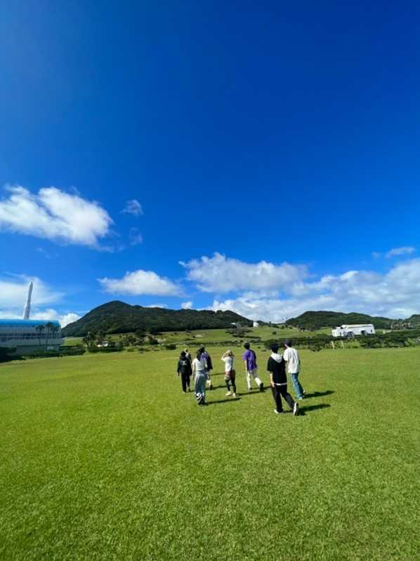 種子島宇宙センターに向かう一行